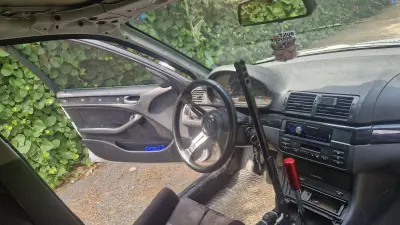 BMW E46 2.5L — Photo 3