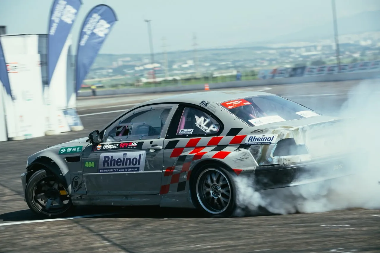 BMW E46 318CI 5L