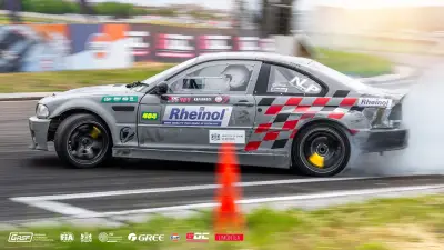 BMW E46 318CI 5L — ფოტო 2